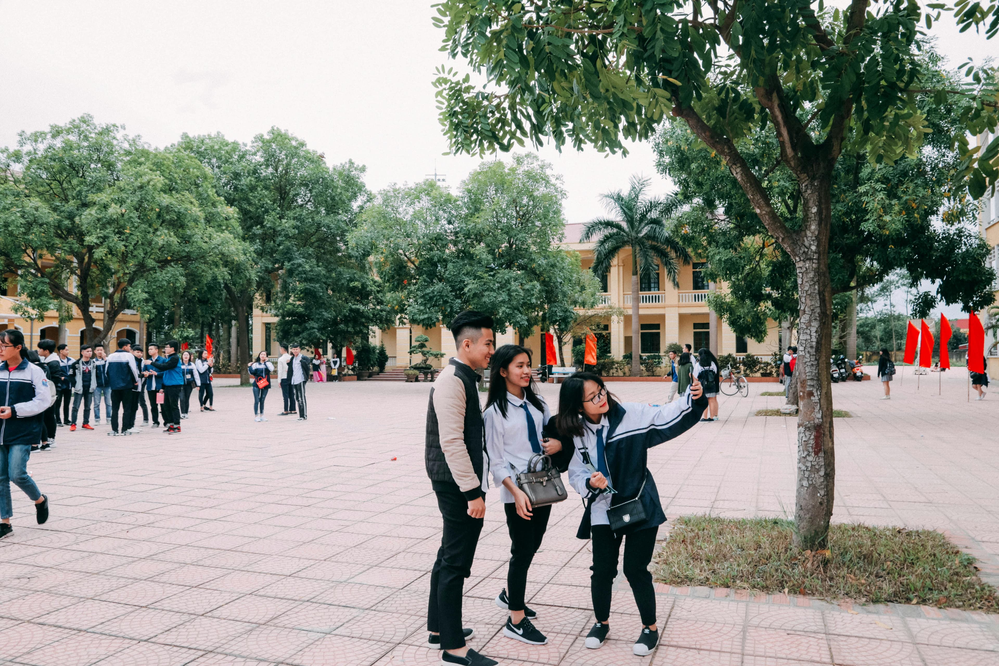 Vibrant campus life and student collaboration
